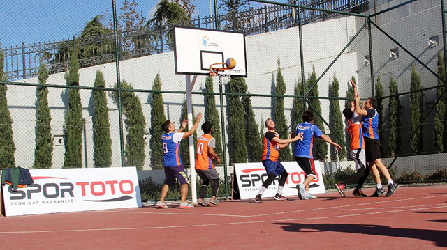 Sokak Basketbolunda Final Heyecanı