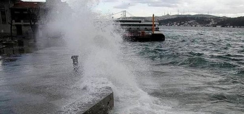 Fırtına İstanbul'u Esir Aldı