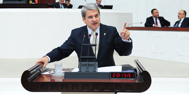 İyi Parti'li Çıray'dan, TBMM'de Hakan Fidan Protesto