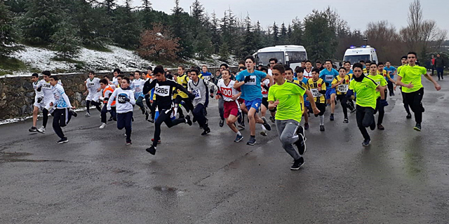 Maltepe Kaymakamı Dereceye Giren Sporcuları Ödüllendirdi