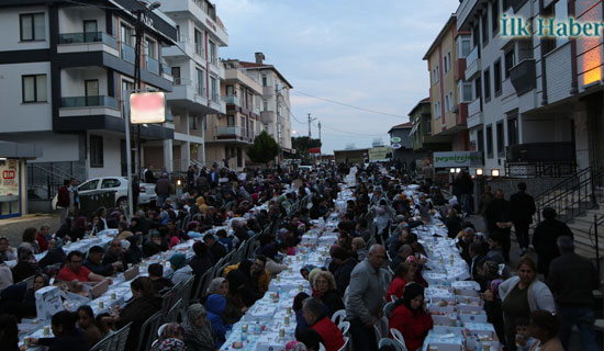 "Sevgi Sofraları" Vatandaşları Buluşturuyor