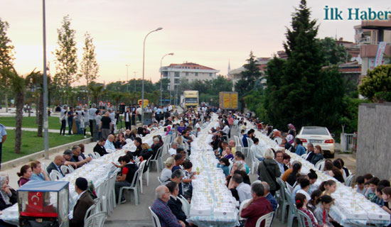 Maltepe'de Sofralar Birleşiyor