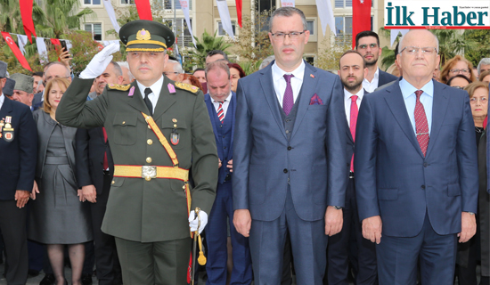 Ataşehir'de Cumhuriyetin 96. Yılı Törenle Kutlandı