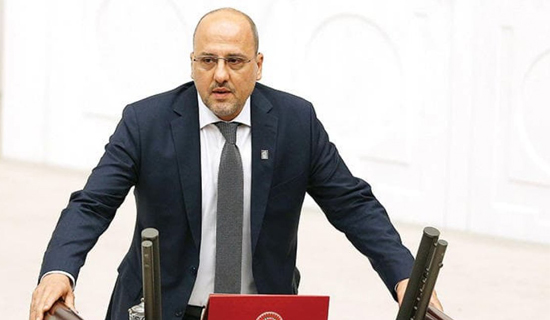 Ahmet Şık HDP'den İstifa Etti