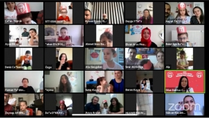 "Online Oyun Grubu" İlk Mezunlarını Verdi