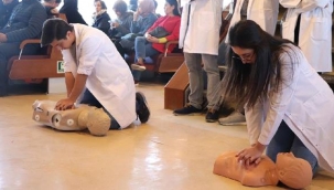 Vapur Yolcularına İlk Yardım Eğitimi