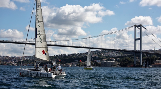 İstanbul Boğazında Yelken Şöleni