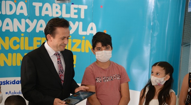 Tuzla Belediyesi'nden "Askıda Tablet" Kampanyası