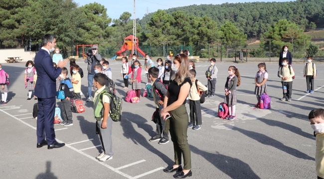 Kartal Belediyesi, Yüz Yüze Eğitimin İlk Gününde Öğrencileri Yalnız Bırakmadı