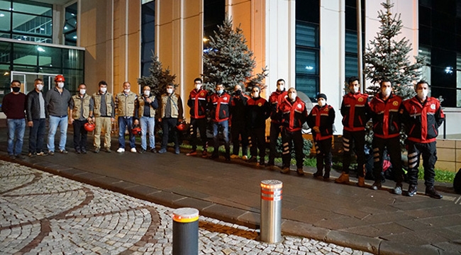 Tuzla Belediyesi Arama Kurtarma Ekibi İzmir İçin Yola Çıktı