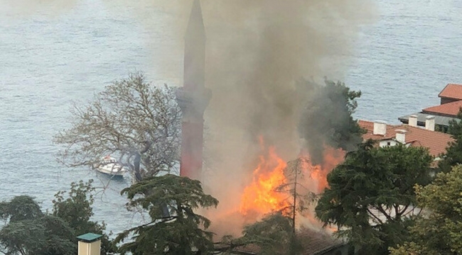 Çengelköy'de Yanan Vaniköy Camisi İle İlgili Rapor Savcılığa Ulaştı