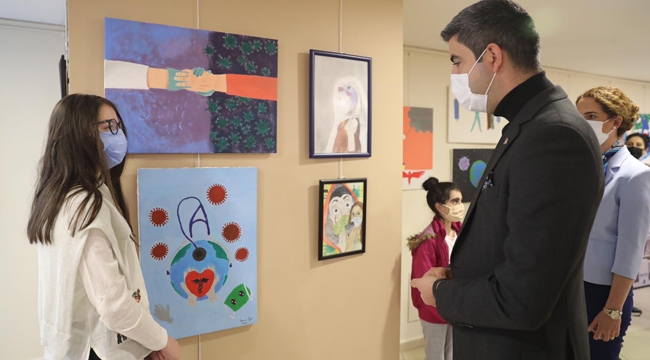 Başkan Yüksel, 'Sanat Akademisi Resim Öğrencileri Sergisi'nin Açılışına Katıldı