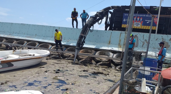 İBB, 20 Günde 2 Bin 516 Metrüküp Müsilaj Topladı