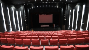  İBB Şehir Tiyatroları Müze Gazhane'de