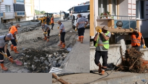 Kartal Belediyesi Felaket Bölgesi'nde Yaralara Merhem Oluyor