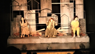 Festivalin Ödüllü Oyunu Büyüledi