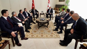  CHP'li Büyükşehir Belediye Başkanları Kılıçdaroğlu'nun Talimatıyla KKTC'de