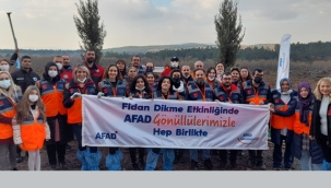 Kartal Belediyesi İle AFAD 500 Adet Fidan Dikti