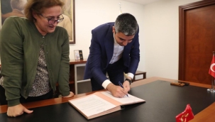 Kartal Belediyesi İle, El Ele Yaşam Derneği Arasında İş Birliği Protokolü 