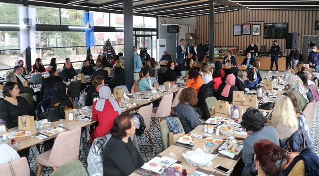 Kartal Belediye Başkanı, Okul Aile Birliği Başkanları ile Bir Araya Geldi 