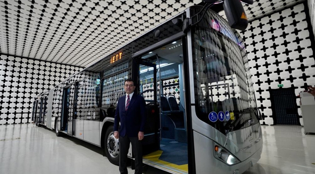 İmamoğlu Yeni Metrobüs Aracını Test Etti "Cumhurbaşkanlığı Onayını Heyecanla Bekliyoruz"