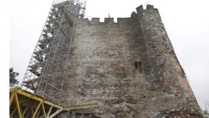 Anadolu Hisarı Ayağa Kaldırılıyor