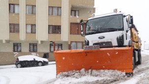 Kartal Belediyesi Karla Mücadele Ekipleri Mesaiye Devam Ediyor 