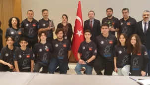 Kartallı Göktürkler Takımı ABD'den Ödülle Döndü