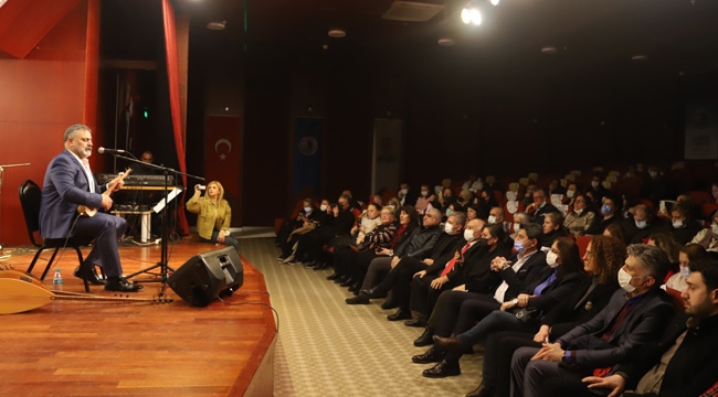 Ünlü Halk Ozanı Âşık Veysel Hayat Verdiği Türküler ile Anıldı