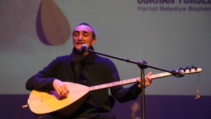 Ünlü Sanatçı Cengiz Özkan, Aşık Veysel'in Eserlerini Kartal'da Seslendirdi