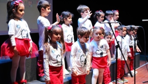 Kartal Belediyesi'nin Kreşlerinde 23 Nisan Coşkusu 