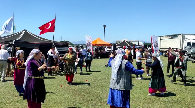 Kartallı Kadınların El Emeği Ürünleri Yörük Türkmen Festivali'nde Sergilendi