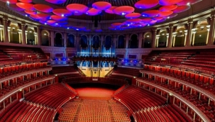 CHP'li Tanal'dan, Özel Tiyatro Sanatçılarına Yeşil Pasaport Teklifi