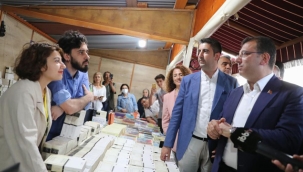 İBB Başkanı Ekrem İmamoğlu Kartal Kitap Fuarına Katıldı