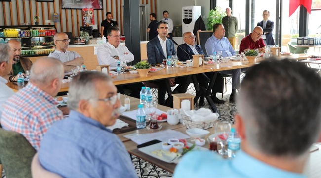 Kartal Belediye Başkanı Yüksel, Muhtarlarla 148'inci Toplantısını Yaptı 