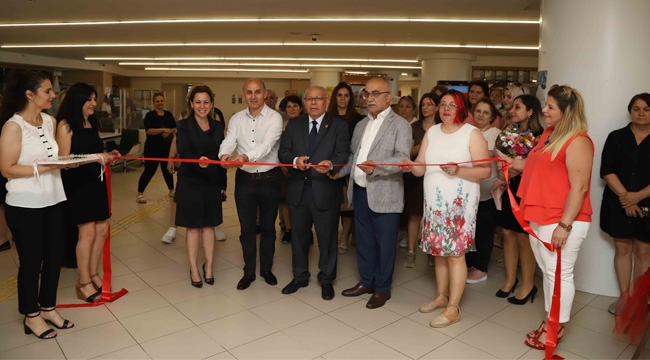 Kartal Halk Eğitim Merkezi'nin Yılsonu Resim Sergisi Açıldı 