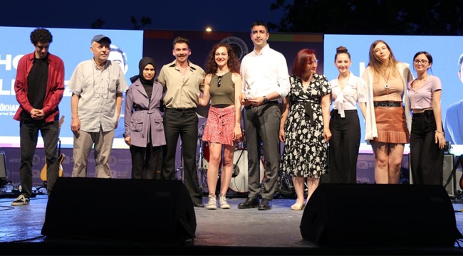 Uluslararası Üniversite Tiyatro Bölümleri Festivali'nde Ödüller Sahiplerini Buldu