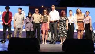 Uluslararası Üniversite Tiyatro Bölümleri Festivali'nde Ödüller Sahiplerini Buldu