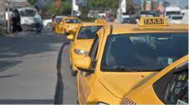 İBB'den Taksi Dönüşüm Açıklaması "Taksiciler Odası'nın İddiaları Gerçeklerle Örtüşmüyor"