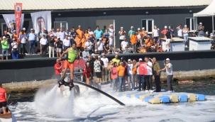 Kartal'da Denizcilik ve Kabotaj Bayramı Kapsamında Mahalleler Denizde Yarıştı