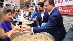 İmamoğlu, Alevi Vatandaşların Aşure Lokmasına Ortak Oldu