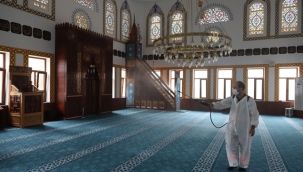 Kartal'da İbadethaneler Muharrem Ayı Boyunca Dezenfekte Edildi