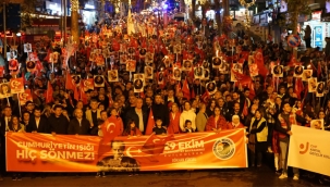 Cumhuriyetin 99 Yılı Kartal'da Coşkuyla Kutlandı