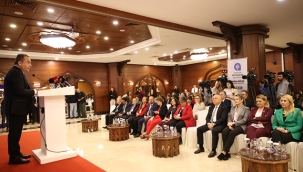Maltepeli Kadınlar Antalya'da "Kadına Yönelik Şiddetle Mücadele " Çalıştay"ına Katıldı