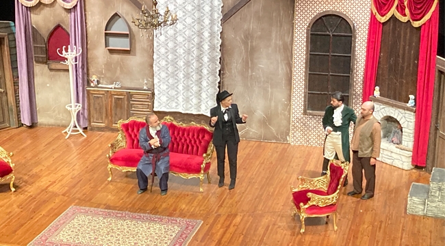 Anadolu Adliyesi Personelinin Sergilediği "Cimri" İsimli Tiyatro Oyunu Yoğun İlgi Gördü