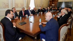 14 Farklı İş Kolundan İmamoğlu'na Destek Ziyareti