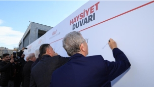 CHP'li Belediye Başkanları "Haysiyet Duvarı"nda Bir Araya Geldi