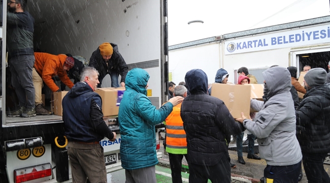 Kartal Belediyesi'nin Yardım Tırları, Deprem Bölgelerine Hareket Etti