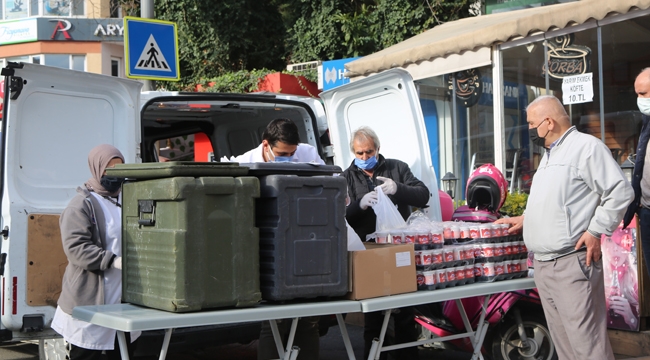 Maltepe Belediyesi Her Gün 2 Bin 500 Kişiye Sıcak Yemek Dağıtacak