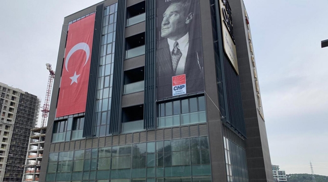 CHP İstanbul İl Başkanı Kaftancıoğlu, İl Başkanlığı'na Yönelik Silahlı Saldırı Olduğunu Açıkladı